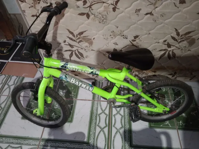 Vendo bicicleta,valor 200..em bom estado.. enteresados entrar em contato *