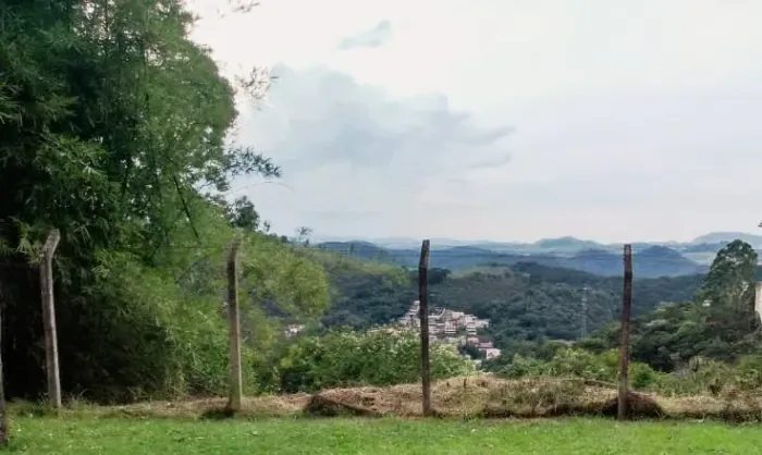 Terreno com 459m2 no Alto dos Pinheiros - São Pedro