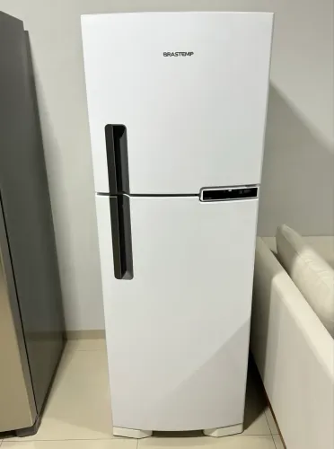 Geladeira Brastemp Clean 375 Litros Frost Free Cor Branca 220v