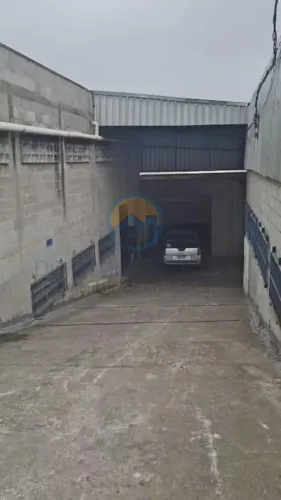 Galpão para Locação em Itapecerica da Serra, Embu Mirim, 3 banheiros