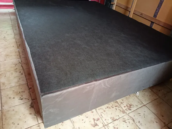 Base de cama box casal....Tm 1.88x1.38...