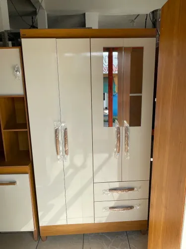 Guarda Roupa