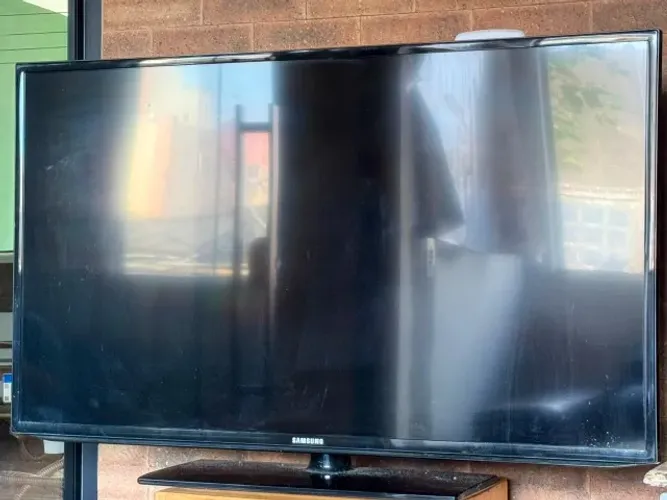 TV 46 Polegadas