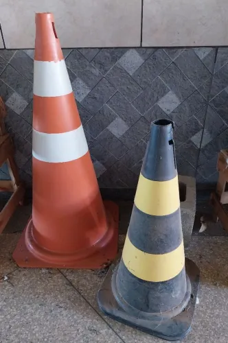 Vendo esses dois cones por 35,00