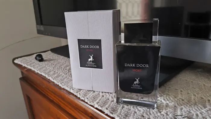 Perfume árabe Dark door sport