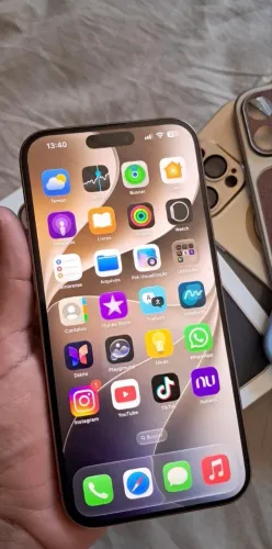 Vende se iPhone 16 pro max