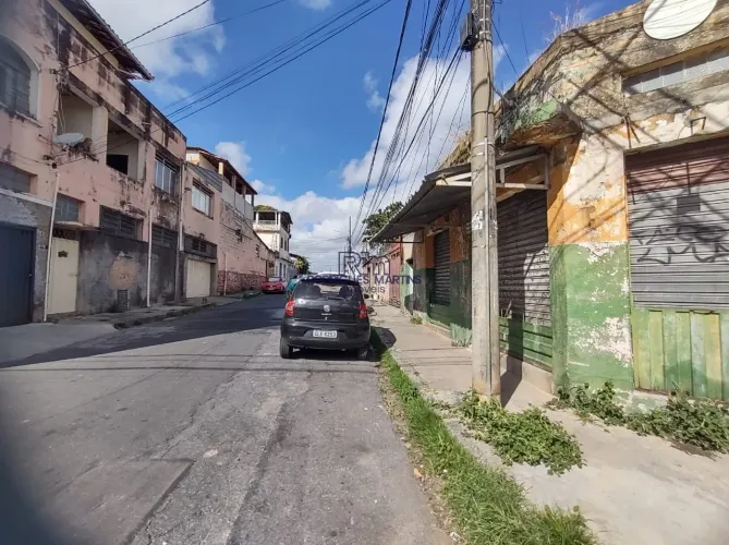 Lote com 300 m² à venda no Santo André