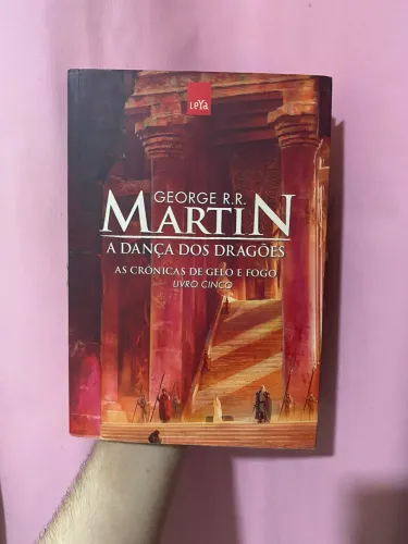 Livros de Fantasia/Ficção Fantástica