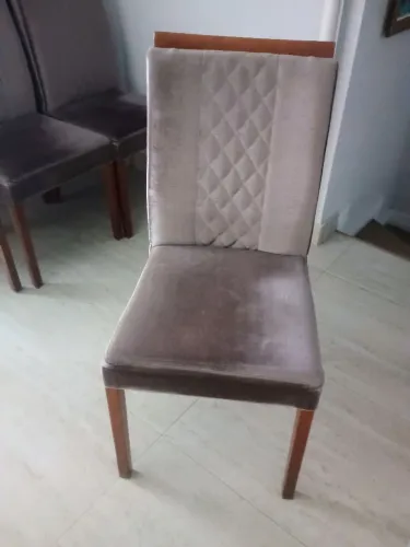 Cadeiras estofadas
