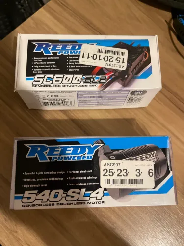 Motor automodelo 540 1/10 Brushless e ESC