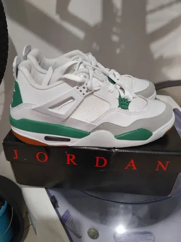 Tênis Jordan 42