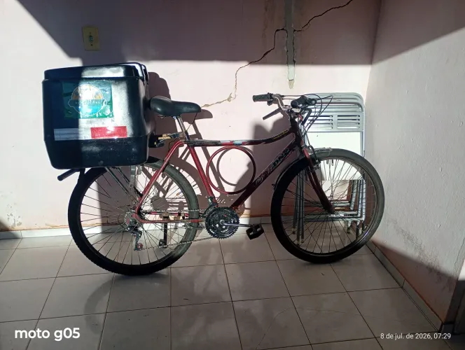 Uma bicicleta Monark 