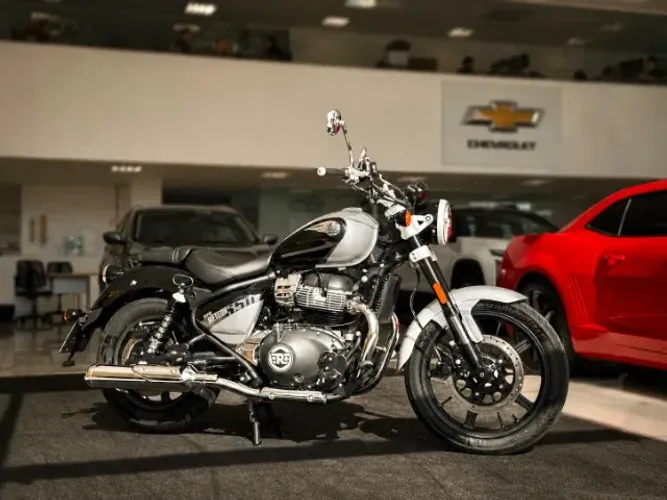 Royal Enfield Super Meteor 650