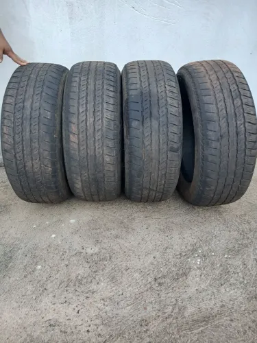 Pneus camionete