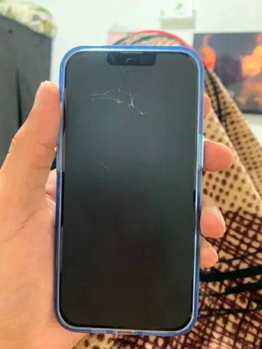 iPhone 14 vidro trincado mais não interfere no funcionamento