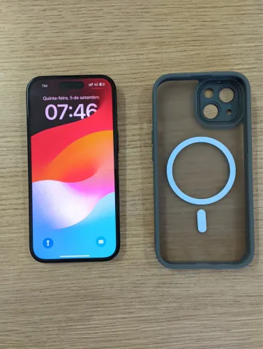 iPhone 15 128GB preto - superconservado.