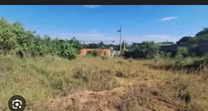 Vendo terreno no retiro por 20 mil 10 por 50 