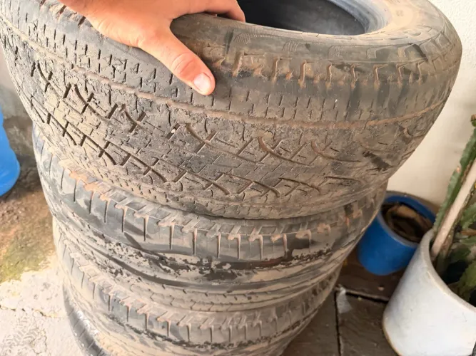 Pneus 265/60 R18. 04 unidades