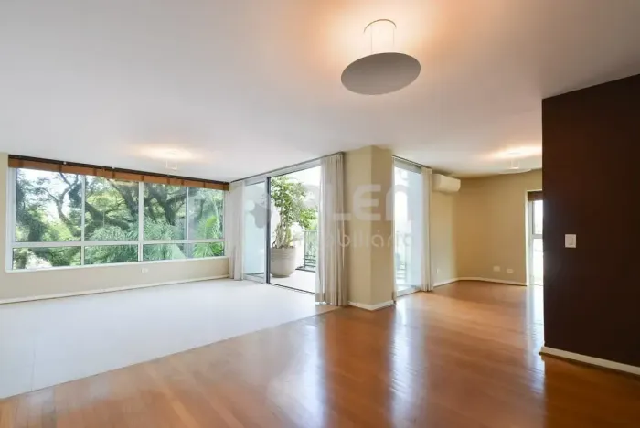 Apartamento em Higienópolis com 3 Suítes e 4 Vagas, São Paulo, SP