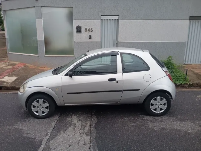 Ford KA GL 1.0i Zetec Rocam 2004