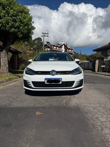 Volkswagen Golf Highline 1.4 TSI Total Flex Aut. 2017
