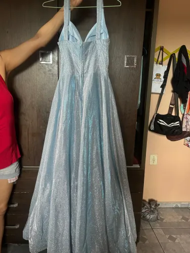 Vendo esse vestido de festa