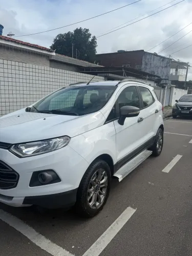 Ford Ecosport Freestyle 1.6 16V Flex 5P 2014