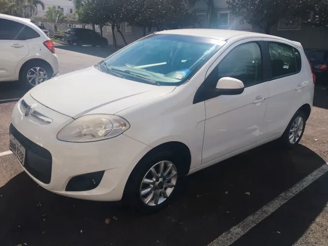 Fiat Palio Attractive 1.0 EVO Fire Flex 8V 5P 2013