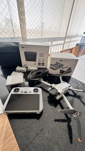DRONE DJI MINI 3 PRO COMBO FLY MORE