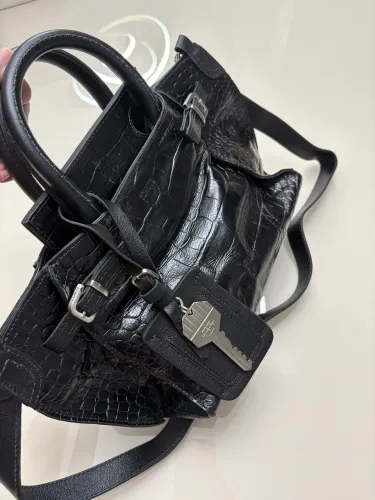 Bolsa Schutz 