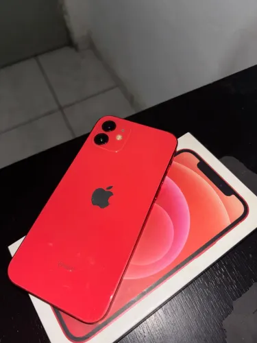 iPhone 12 Vermelho 