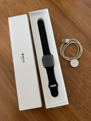 Apple Watch Série 3 42mm USADO