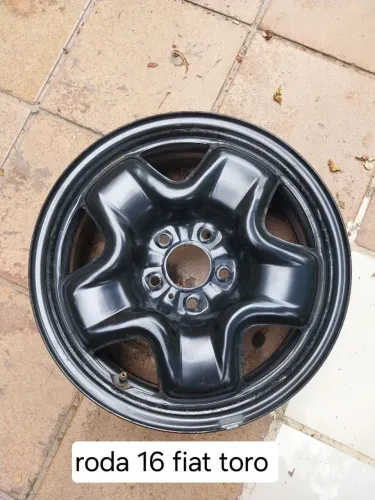 Roda aro 16 fiat toro