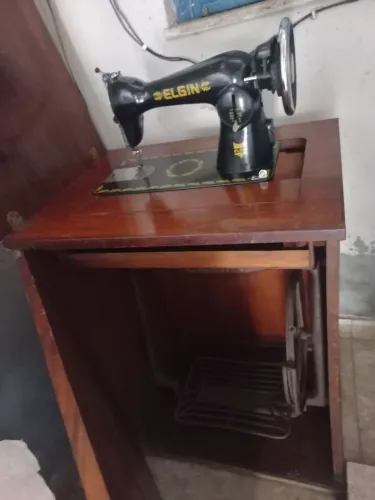 VENDO MÁQUINA ELGIN