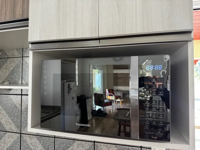 Microondas Panasonic em ótimo estado 