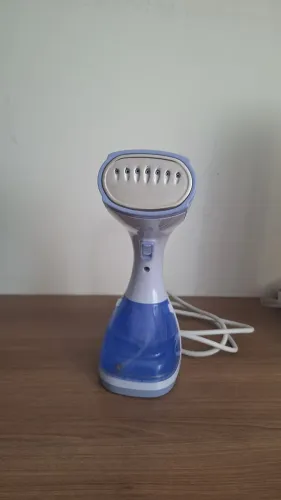Passadeira a vapor Britânia