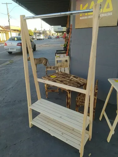 Arara closet madeira