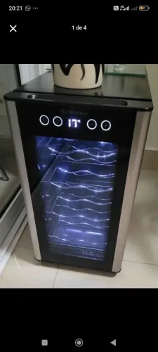 Adega climatizada Electrolux 8 garrafas
