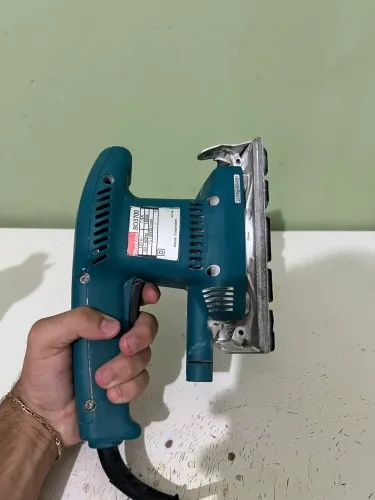 Lixadeira orbital makita