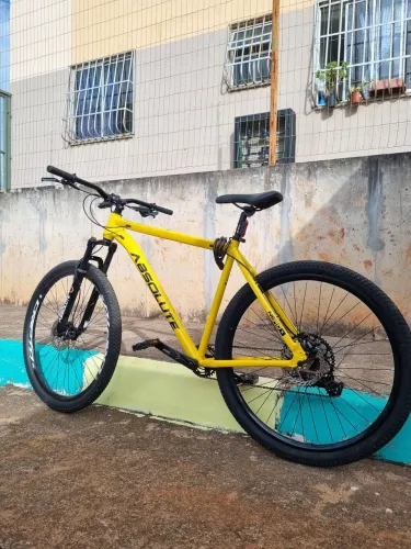 Mountain Bike Absolute Nero 5 Aro 29 Quadro 21 Alumínio e Freio Hidráulico