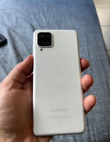Samsung A12