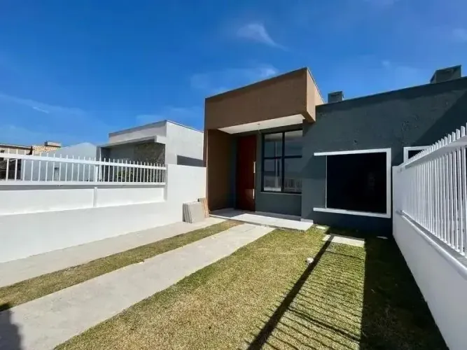 Casa para aluguel com 200 metros quadrados com 3 quartos