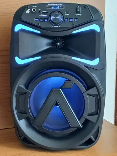 Caixa de Som Nova 250 watts