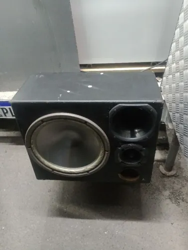 Caixa de som carro