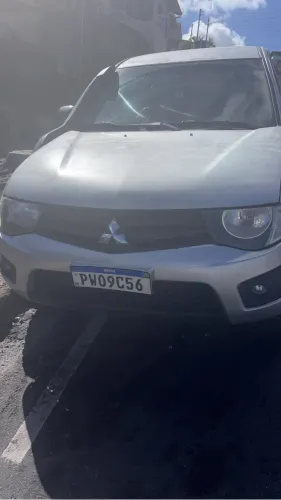 Mitsubishi L200 Triton GL 3.2 CD TB Int. Dies. Mec. 2016