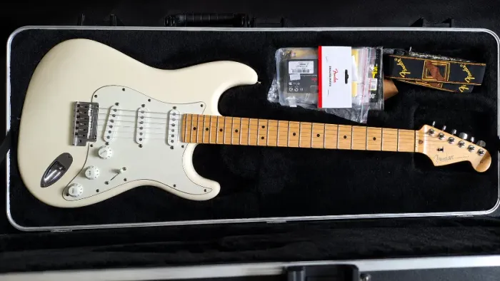 Guitarra Fender Stratocaster American Standard | 2008