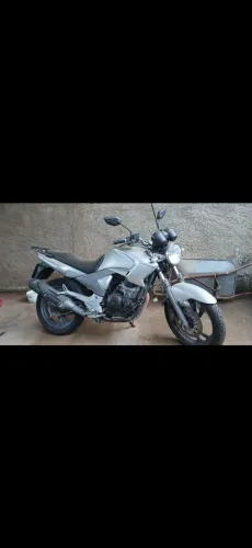 VENDO MOTO YAMAHA FAZER 2010, MOTOR OK, DOCUMENTAÇÃO OK