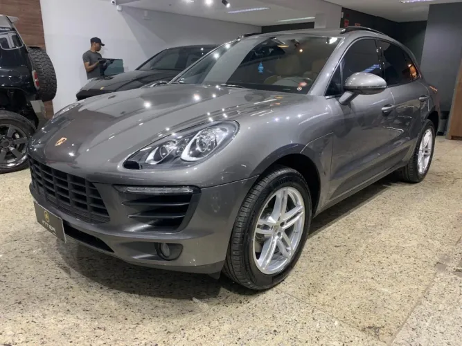 Porsche Macan 2.0 Turbo 237/252cv 2018