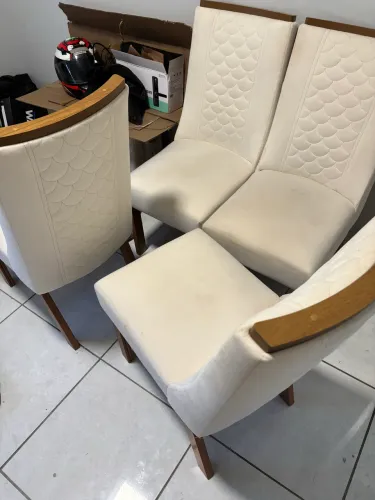 Cadeiras para mesa de jantar 