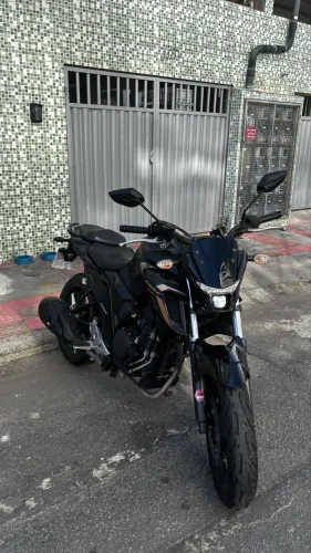 Fazer FZ25 23/24